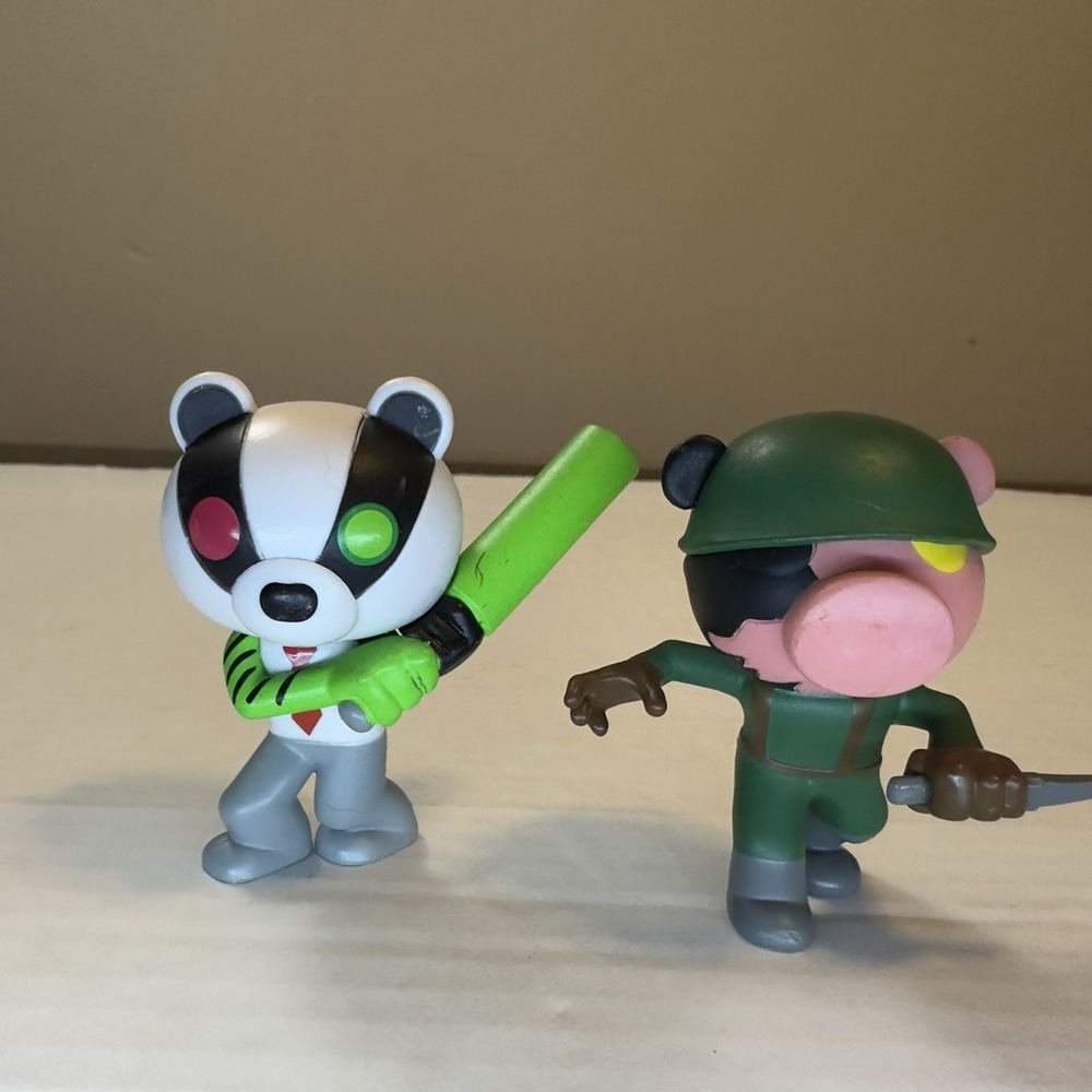 Roblox Piggy PhatMojo Action Figure Lot Soldier and Badgy Mini Figures